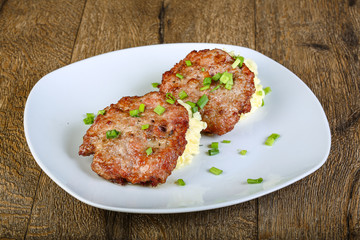 Cutlet with mushed potato