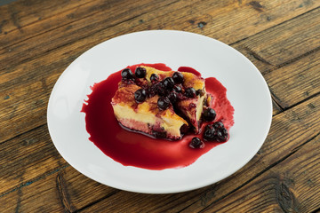 pudding with currants
