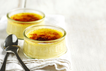 Vanilla creme brulee