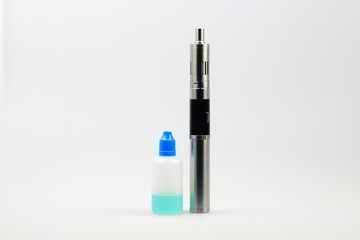 große e-zigarette mit Liquid