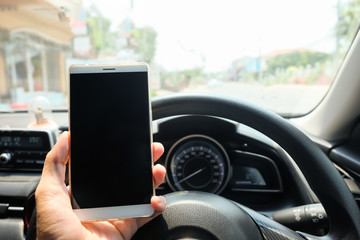 Hold smartphone in car