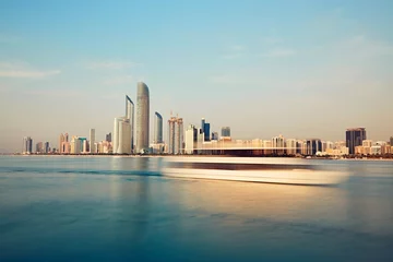 Foto auf Glas Abu Dhabi skyline © Chalabala