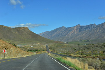 Fototapeta na wymiar A highway on the Western Cape of South Africa 