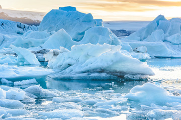 Fototapeta na wymiar Scenic view of icebergs in glacier lagoon, Iceland