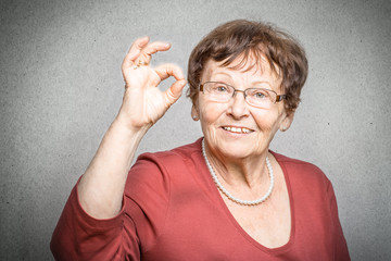 Begeisterte Rentnerin