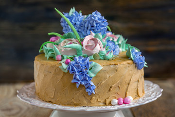 Coffee cake with flowers.