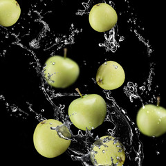 apples fruits and Splashing water