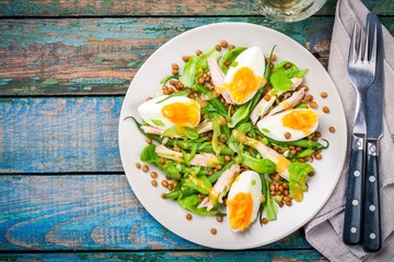 salad with chicken, lentils and green beans