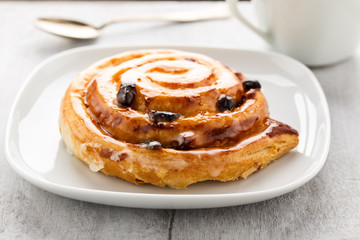 Rosinenschnecke - danish pastry