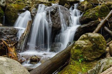Fototapeta na wymiar Waterfall at Shenandoah