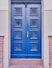vintage house blue door