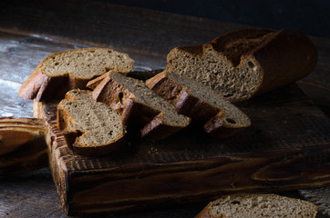 sliced rye bread