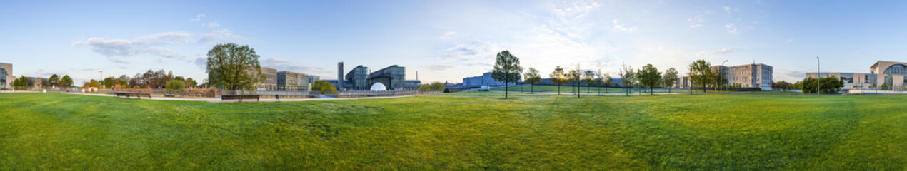 Fototapeta na wymiar panorama of Spreebogen park in Berlin with government buildings