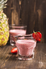 Strawberry and pineapple smoothie with vanilla