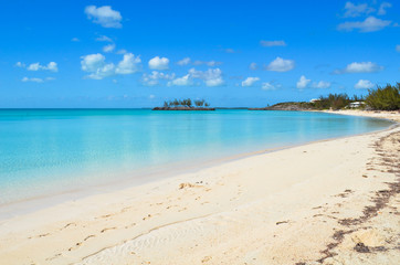 Deserted beach strip and crystal clear water on Eleuthera (Bahamas)