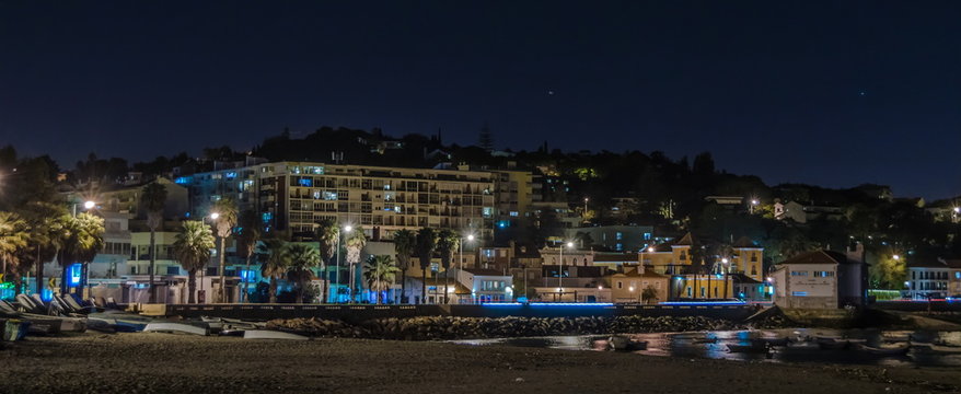 Vista Panor&acirc;mica da Vila de Pa&ccedil;o de Arcos em Portugal