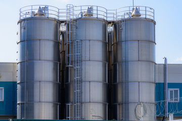 processing plant with a tank