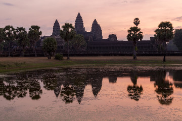 Fototapeta na wymiar Sunrise in Angkor Wat, a UNESCO Heritage Site in Cambodia