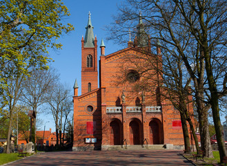 Neogotycki kościół pod wezwaniem św. Trójcy widok od frontu, Kwidzyn, Polska 
 Neo-Gothic Church in Kwidzyn, Poland - obrazy, fototapety, plakaty
