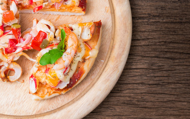 slice pizza seafood