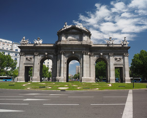 Fototapeta na wymiar The Puerta de Alcala in Plaza de la Independencia Madrid, Spain