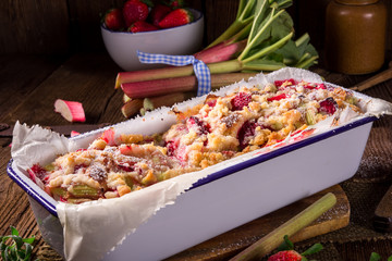 rhubarb strawberry brioches