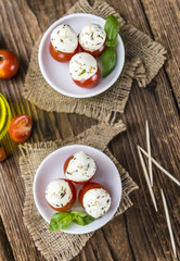 Mozzarella with Tomatoes