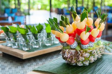 canape on wedding party