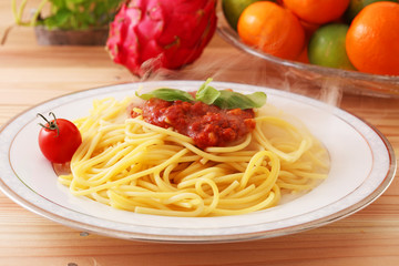 おいしそうなミートソーススパゲティ