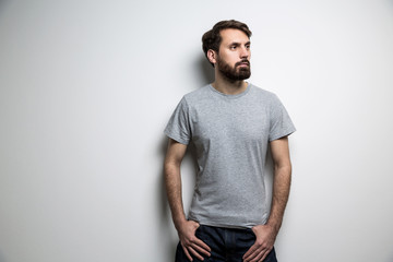 Man with beard grey t-shirt