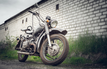 Obraz na płótnie Canvas Старый мотоцикл