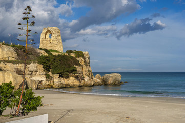 Fototapeta na wymiar torre dell'orso