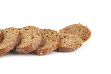 pumpernickel bread slice