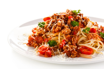 Pasta with meat, tomato sauce and vegetables 