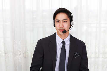 笑顔のオペレーター