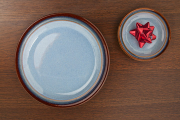 plated with red bow.