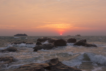 Fototapeta na wymiar Summer sunrise seascape on tropical island Koh Rong in Cambodia