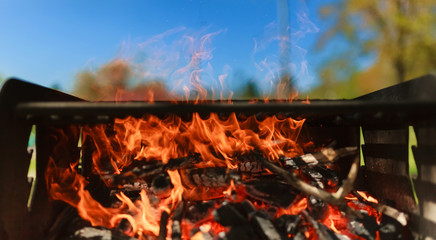 black burned charcoal bbq grid fire natural