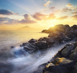 Obraz premium Seascape during sundown. Beautiful natural summer seascape