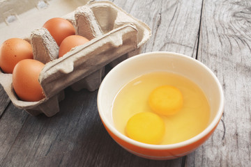 Eggs in box and bowl