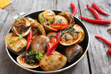 Fried clams