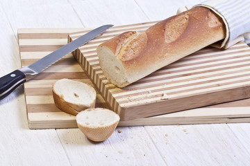 sliced baguette