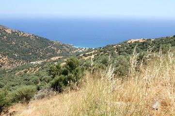 Hänge an der kretischen Südküste bei Preveli mit Blick auf das lybische Meer