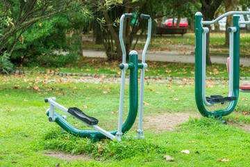 Fototapeta na wymiar fitness equipment in a public park