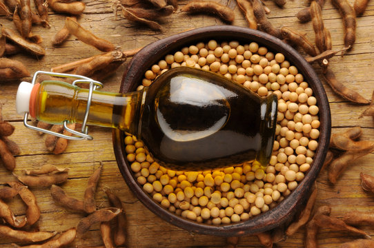 Glycine max زيت فول الصويا Соевое масло Sojaolie Soja&ouml;l Olio di soia Aceite de soja Soija&ouml;ljy Soybean oil روغن سویا Huile Sojaolie &Oacute;leo Olej sojowy 大豆油 大豆油 S&oacute;jov&yacute; Oli Соєва олія