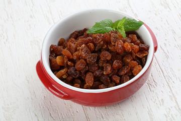 Raisin in the bowl