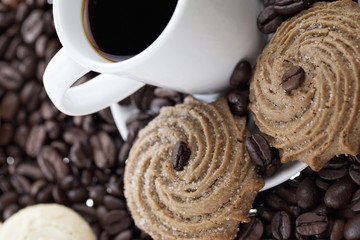 black coffee and cookies