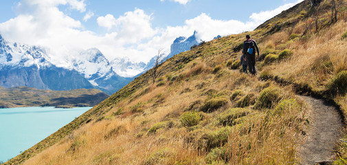 Fototapeta na wymiar family hiking in patagonia