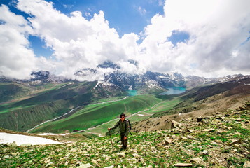 Fototapeta na wymiar Hiking on Sonamarg mountain, Kashmir India