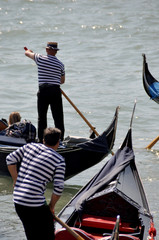 gondoliers at work
